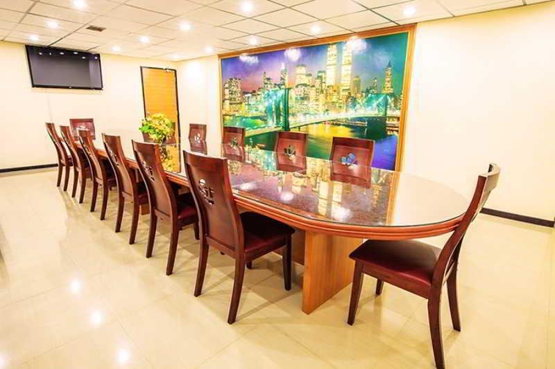 Oyo 796 Paradise Sukhumvit Hotel Bangkok Buitenkant foto