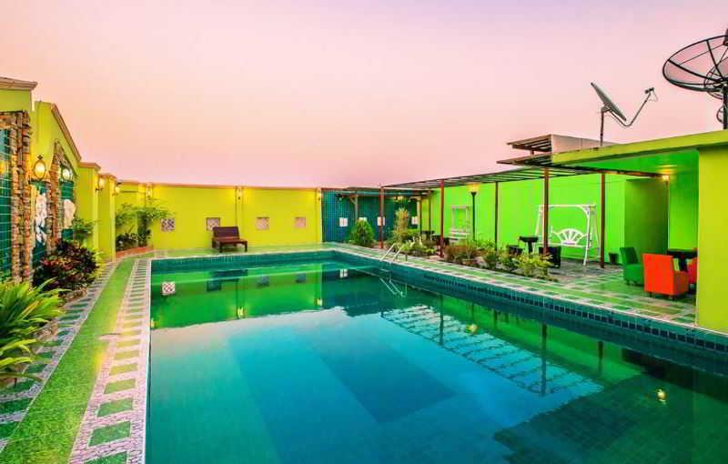 Oyo 796 Paradise Sukhumvit Hotel Bangkok Buitenkant foto